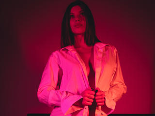  BeverlyBonnet chat room