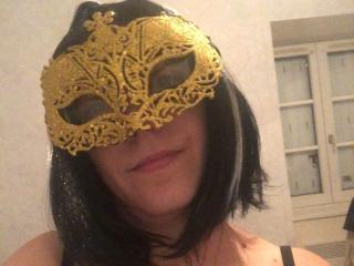  BlondinetteAnn chat room