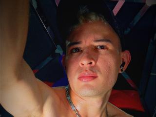  BrianSex69 chat room