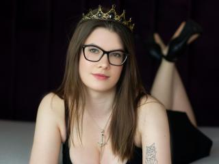  CarolineRose chat room