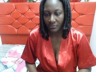  DannaJonez chat room