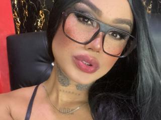  DannikaSaenz chat room