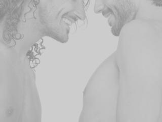  DannyAndBrandy chat room