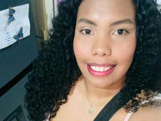  ElizabethMona chat room