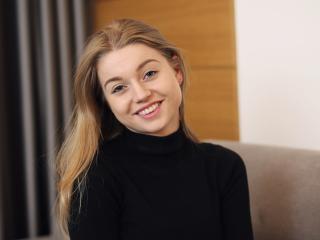  EricaLuck chat room