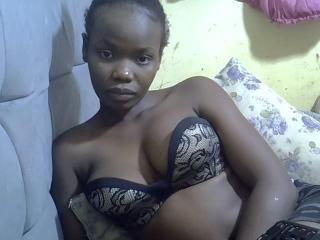  HotChicCool chat room