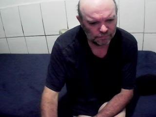  HotPiedro chat room
