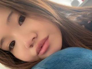 HotyAsianLunachka