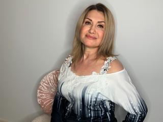  IsabellaSensual chat room