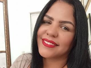  IsabellaTania chat room