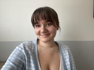  JulieTease chat room