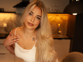  KristyQueen chat room