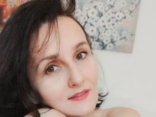  LamourCestMoi chat room