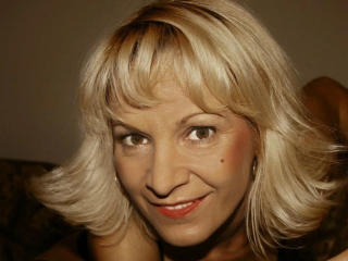  Lulu-4-you chat room