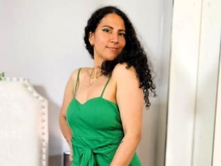  LunaMontoya chat room