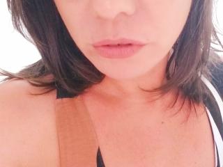  MeahBrunette chat room