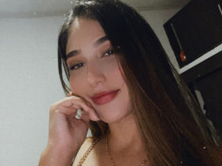  MeganDaves chat room