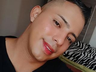  MikeFetish chat room