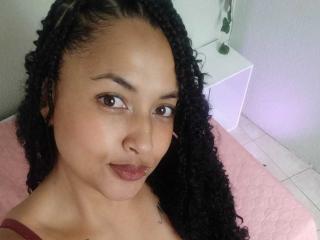  MirandaDreams chat room