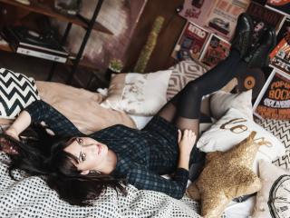 MissGulia chat room