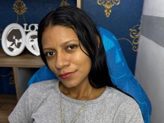  MonnicaBella chat room