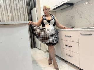  RoxanaBBW chat room