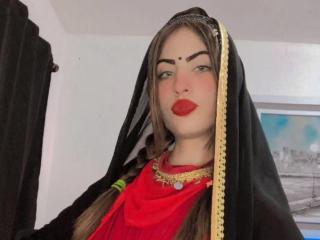  Sharktitiare chat room