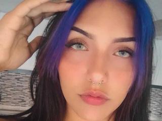 SophieWolf chat room