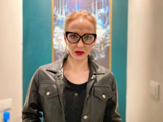  SquirtyAlisa-hot chat room