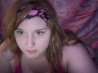  ThickGingerGoddess chat room
