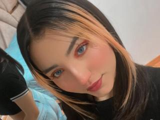  TiffanyYvies chat room