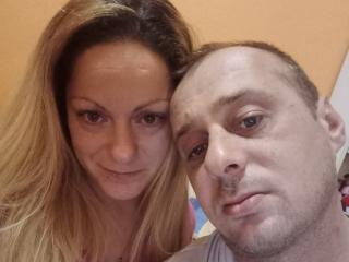 VickyMike chat room