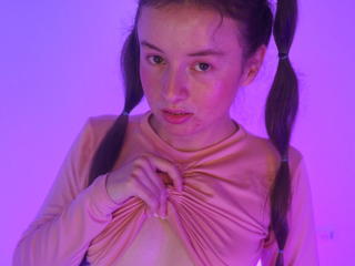  VioletaNova chat room