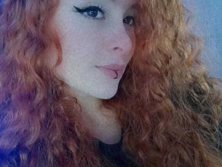  WandaScarlett chat room