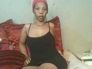  sexytinny-hot chat room
